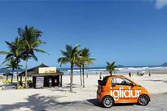 iglidur on tour Smart car at the beach in Brazil