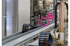 Austrian automotive parts supplier uses smart plastics