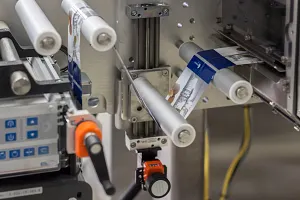 conveyor rollers for beverage packaging