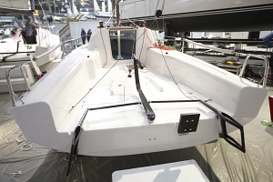 Sailboat Seascape 24 rear view