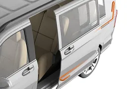 e-chains in the sliding door